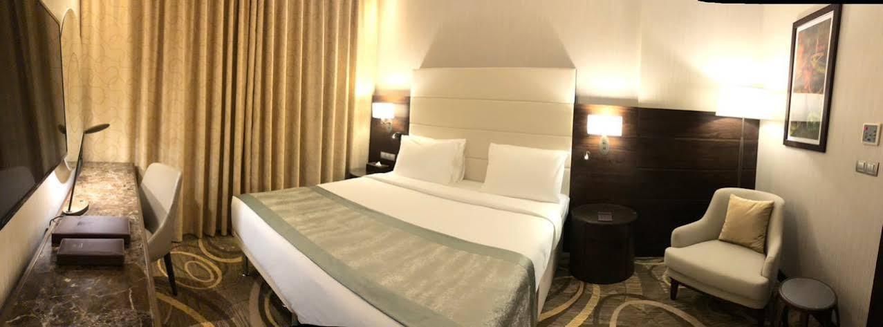 Millennium Makkah Al Naseem مكة المظهر الخارجي الصورة A room at the hotel