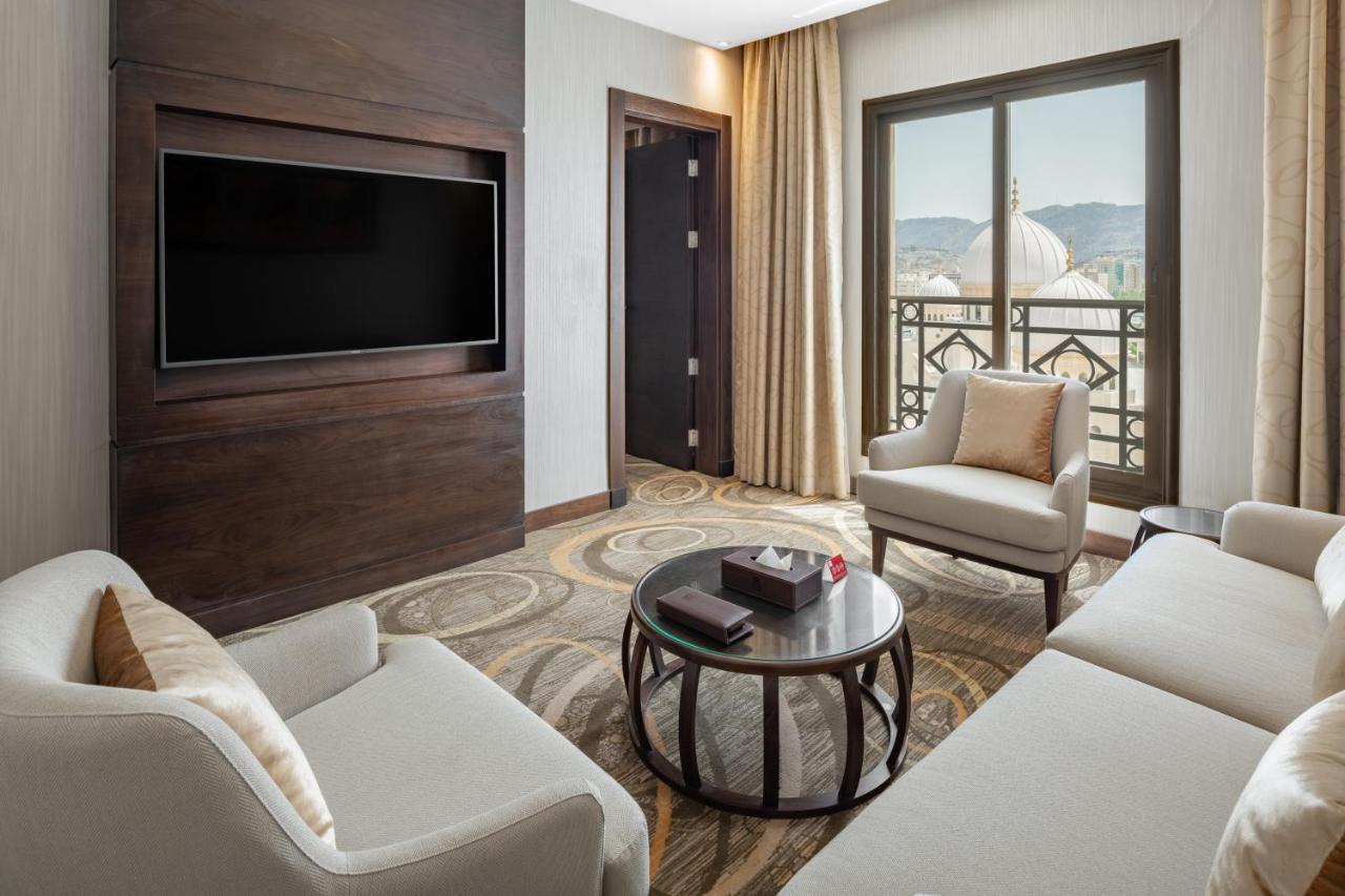 Millennium Makkah Al Naseem مكة المظهر الخارجي الصورة Room view from the hotel